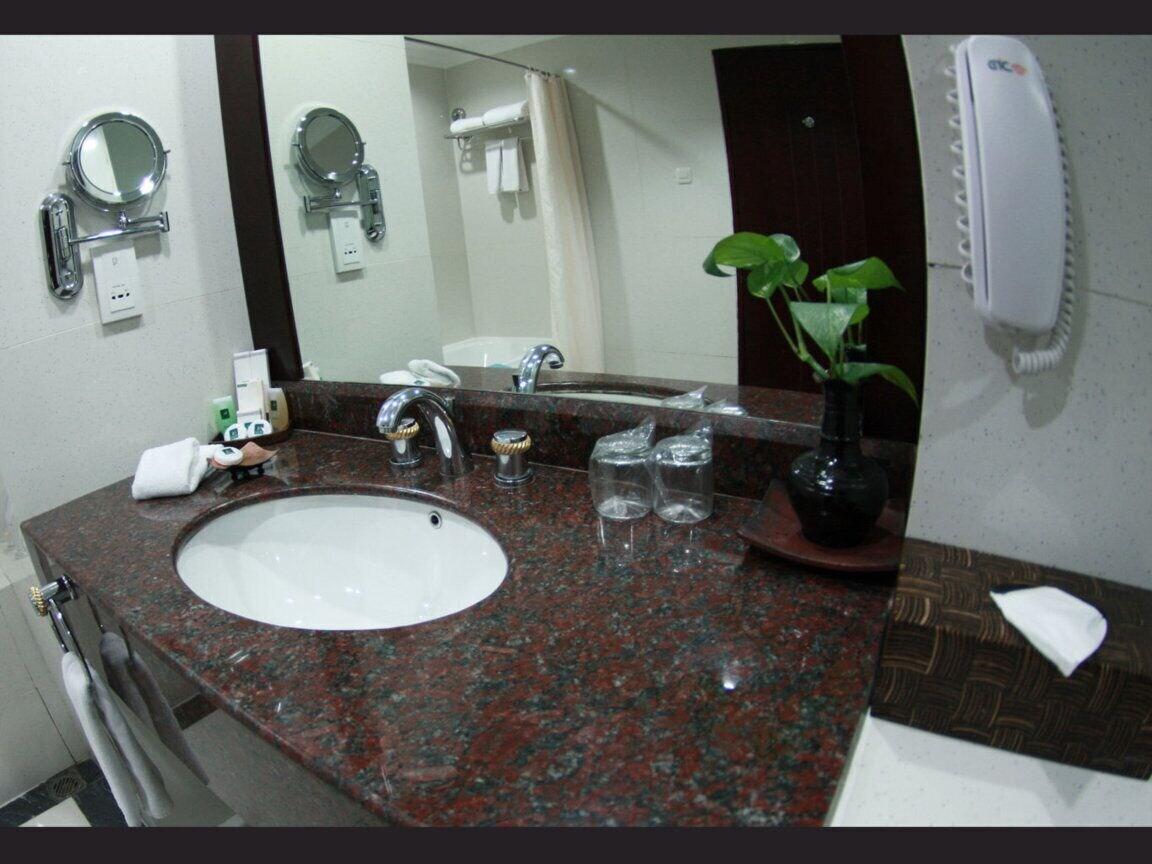 Grand Wahid Hotel Salatiga Exterior foto